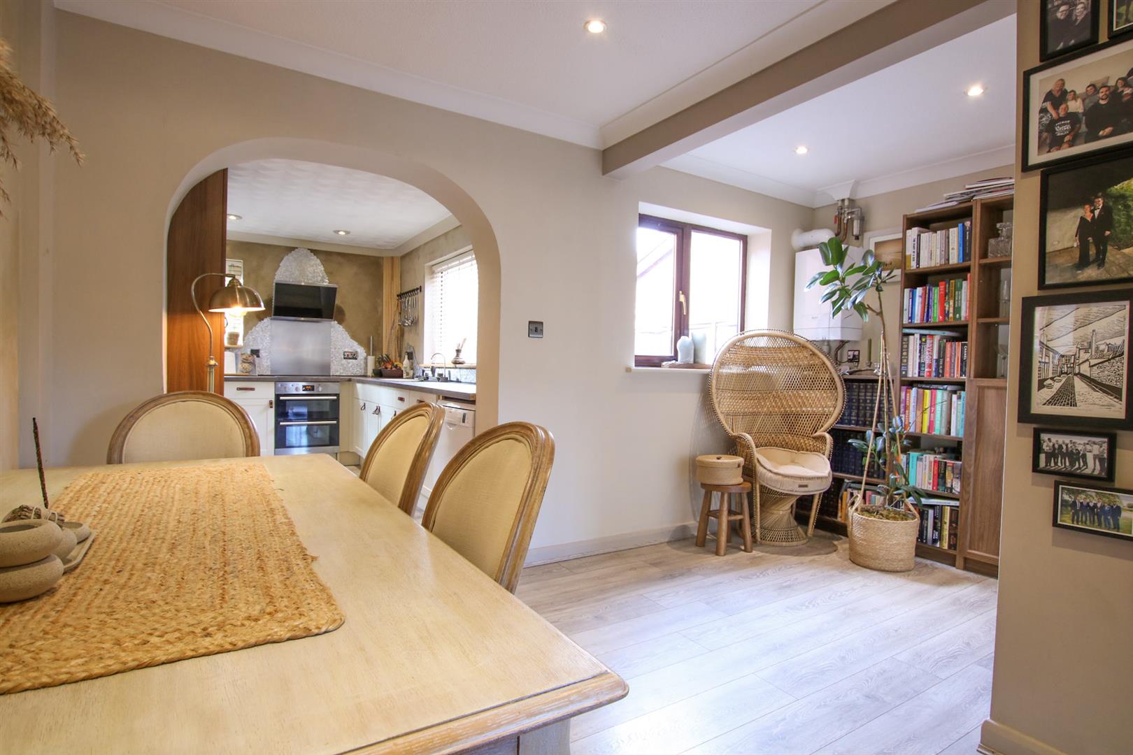 Surrey Close, Framlingham Gallery Image